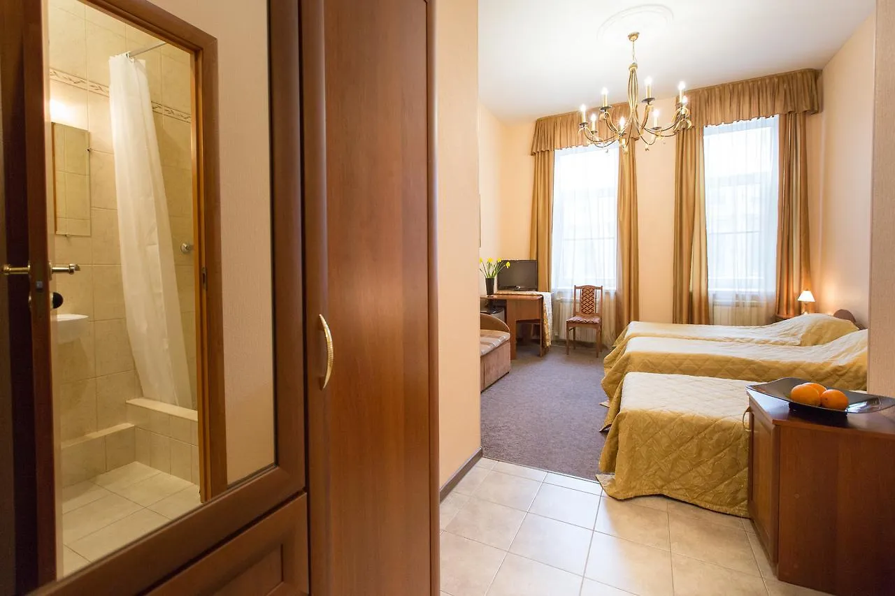 Hotel Bolshoy 19 Petrohrad 3*,