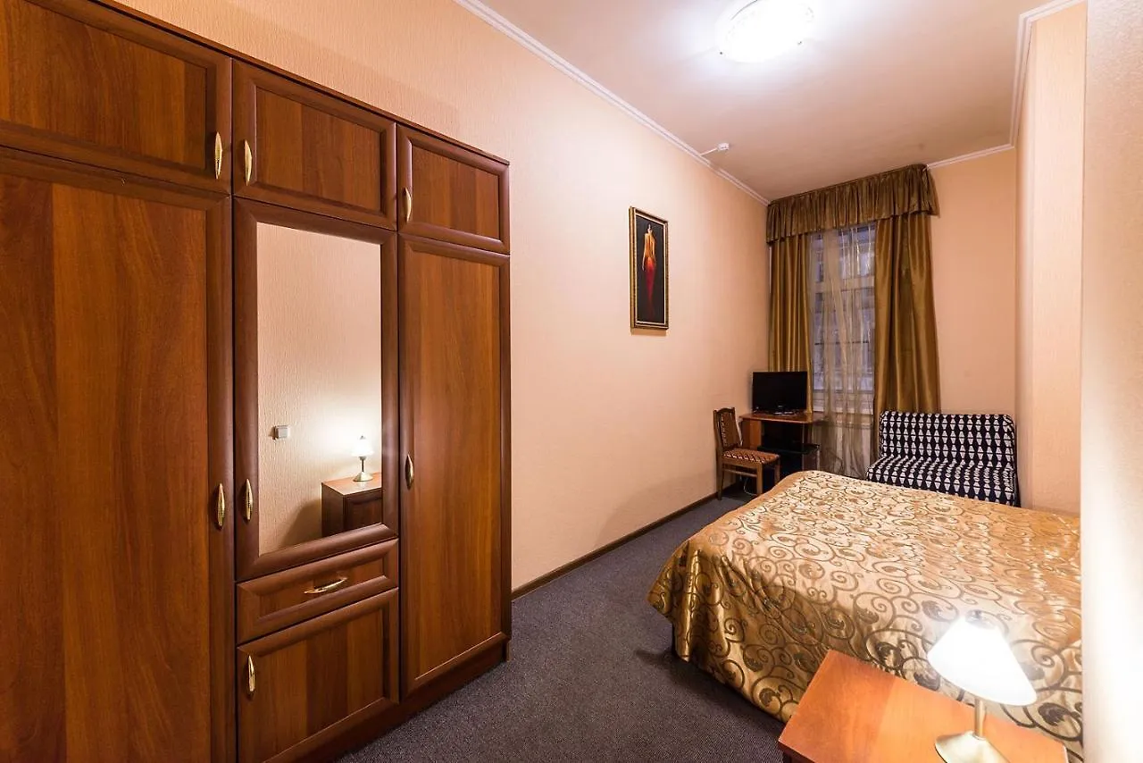 Hotel Bolshoy 19 Sint-Petersburg Bed & Breakfast